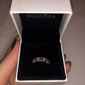Pandora ring *size 7*